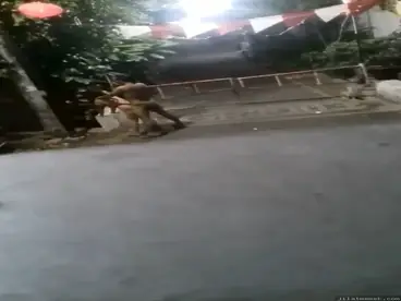 Doggy Brutal di Portal Komplek, Memek Ketahuan Tetangga